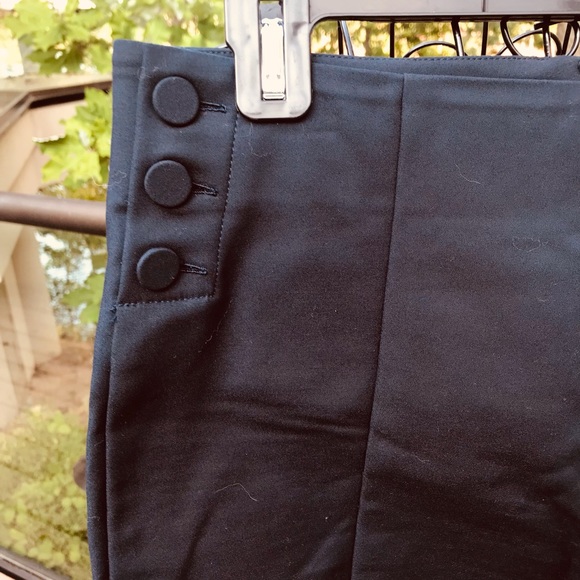 Ecru shorts - Picture 3 of 7